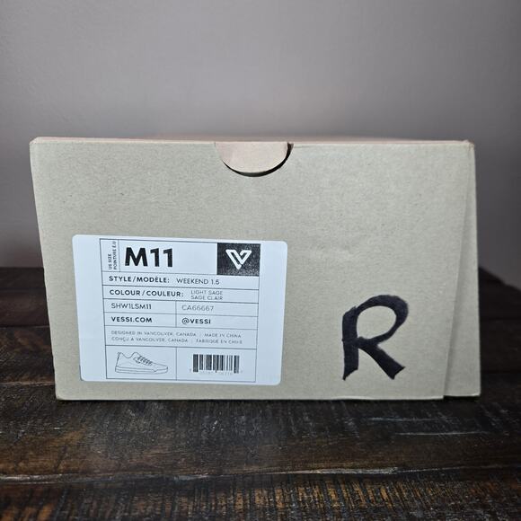 NEW Vessi Weekend 1.5 Mens Size 11 Waterproof Shoes Sneaker Light Sage Green - Picture 12 of 12